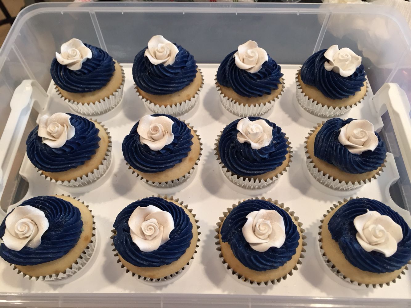 cupcake para casamento Azul Marinho