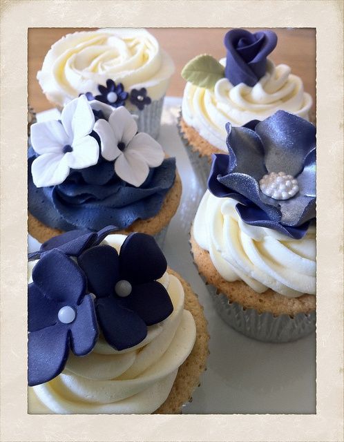 cupcake para casamento Azul Marinho