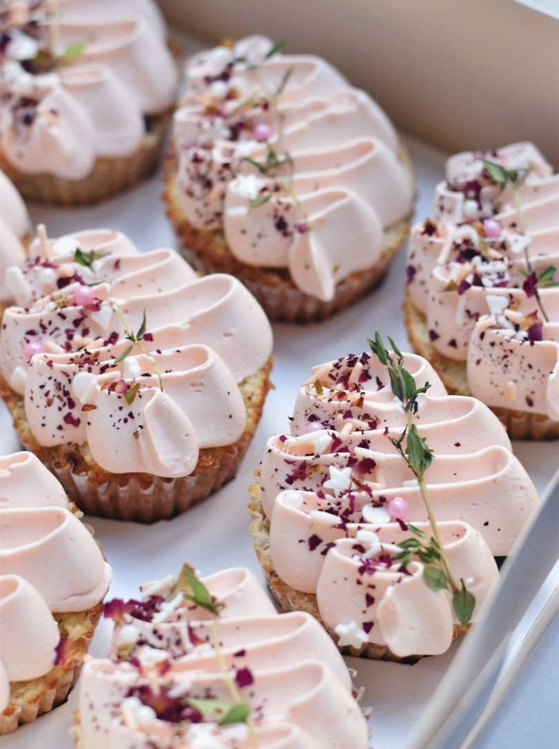 cupcake para casamento Rústico