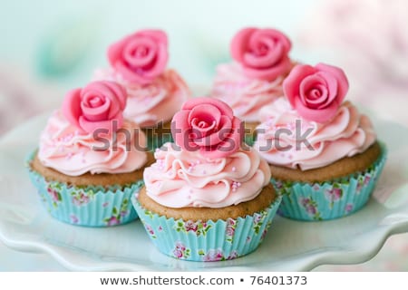 cupcake para casamento Simples