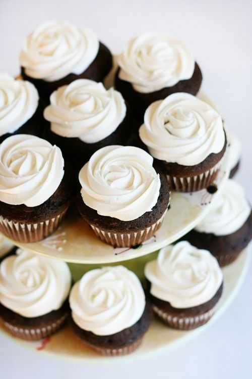 cupcake para casamento Simples