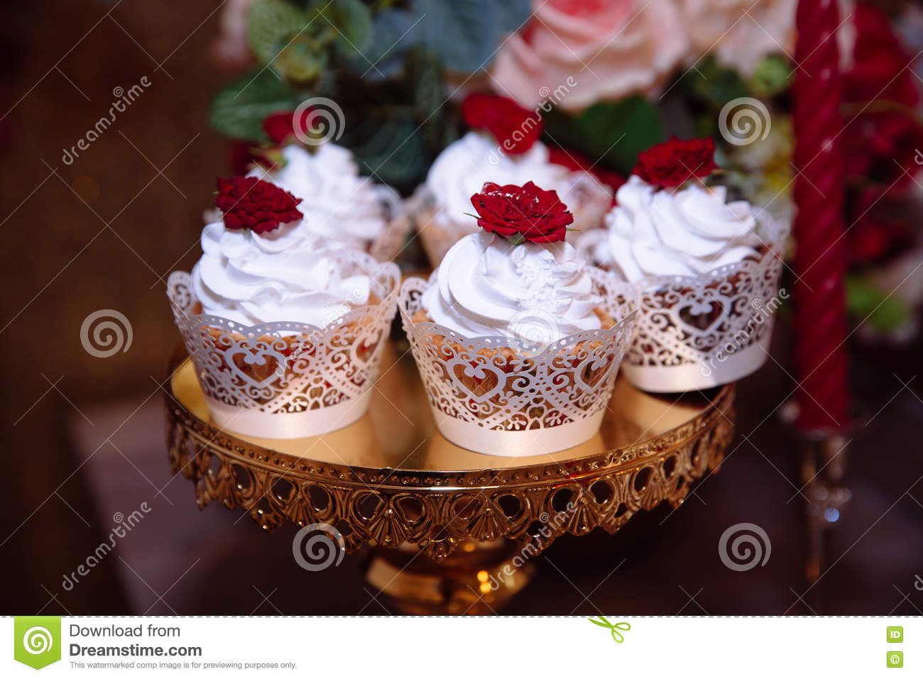 cupcake para casamento Vermelho e Branco
