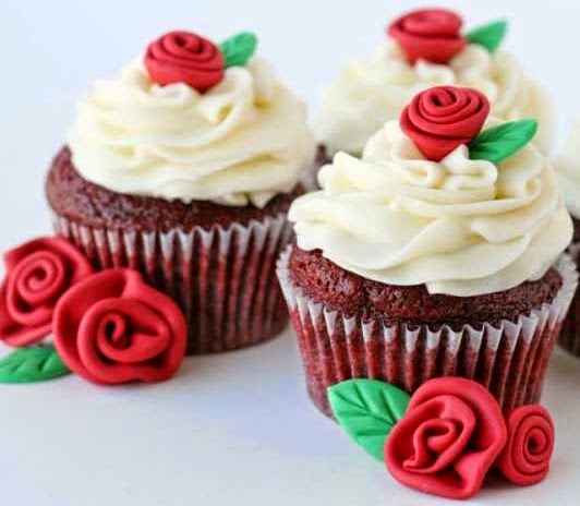 cupcake para casamento Vermelho e Branco