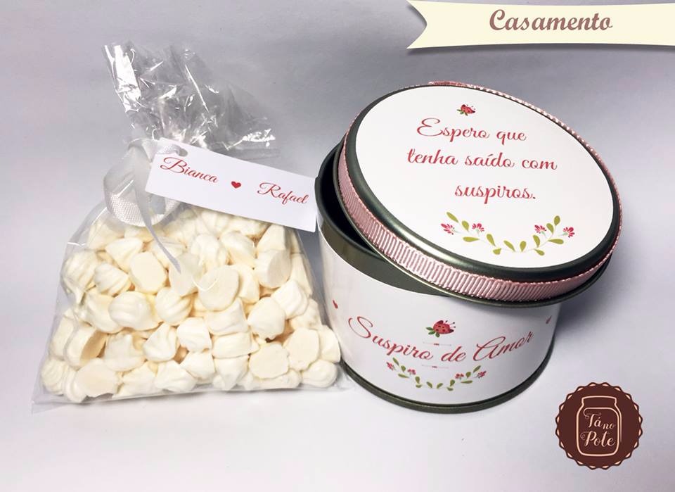 Lembrancinha com Suspiro Casamento