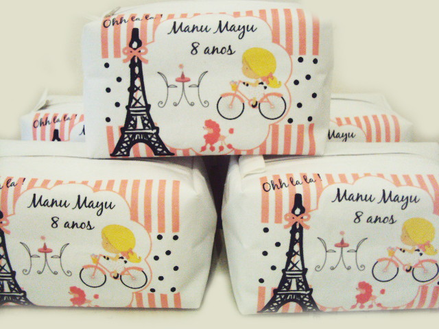 Lembrancinha Tema Paris Necessaire