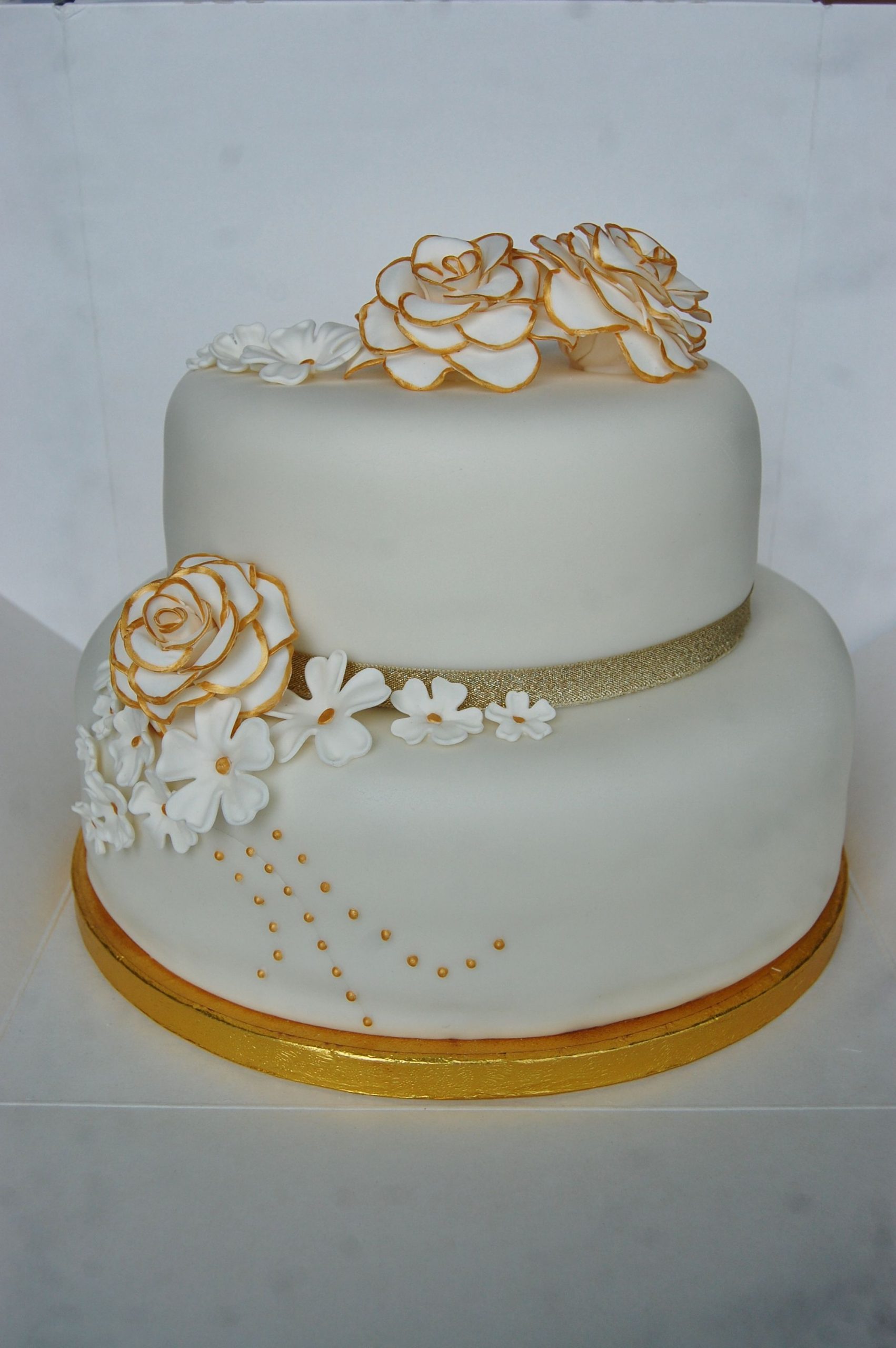 Bolo de bodas de prata Dourado