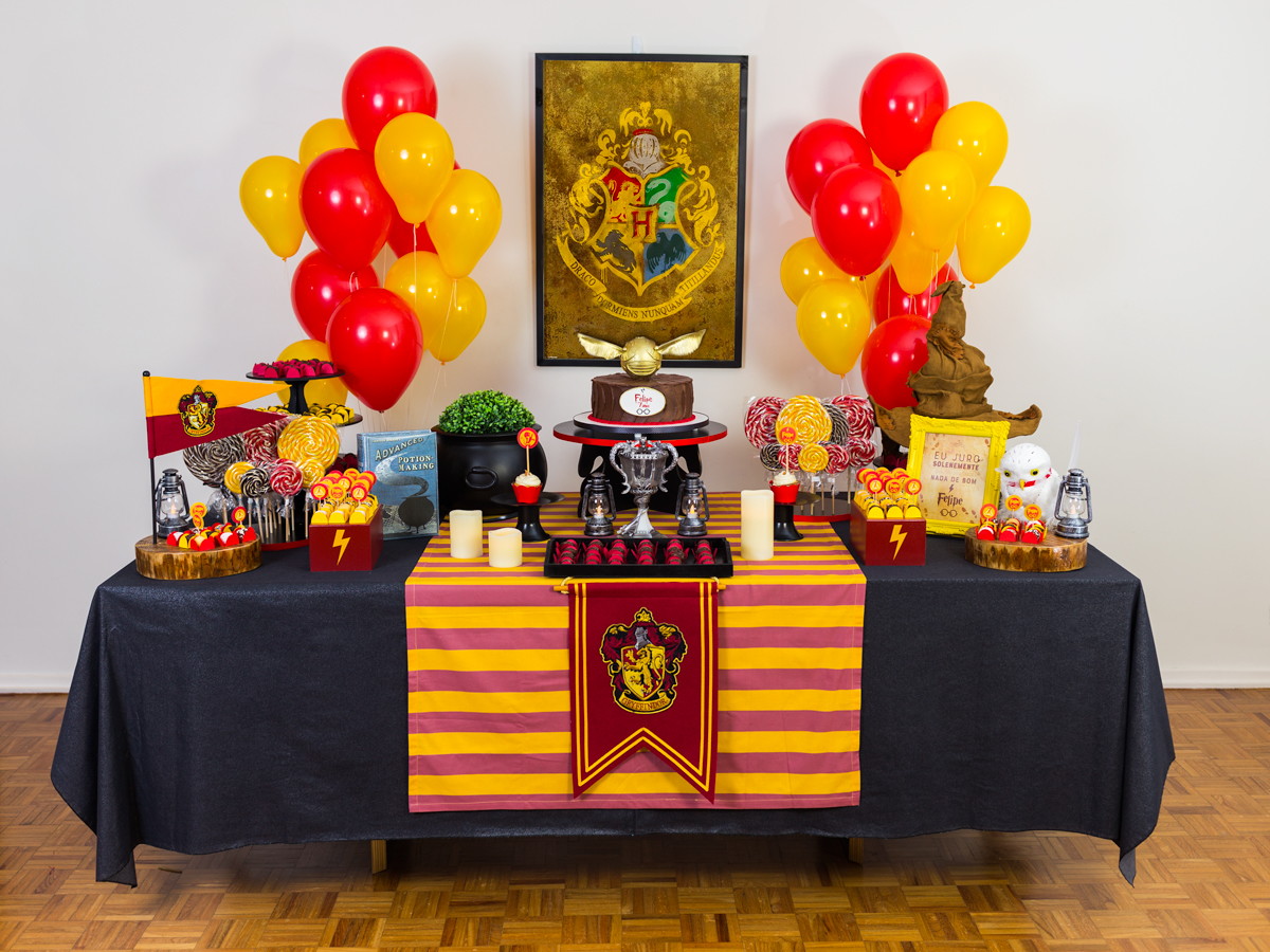 Festa de aniversário simples Harry Potter