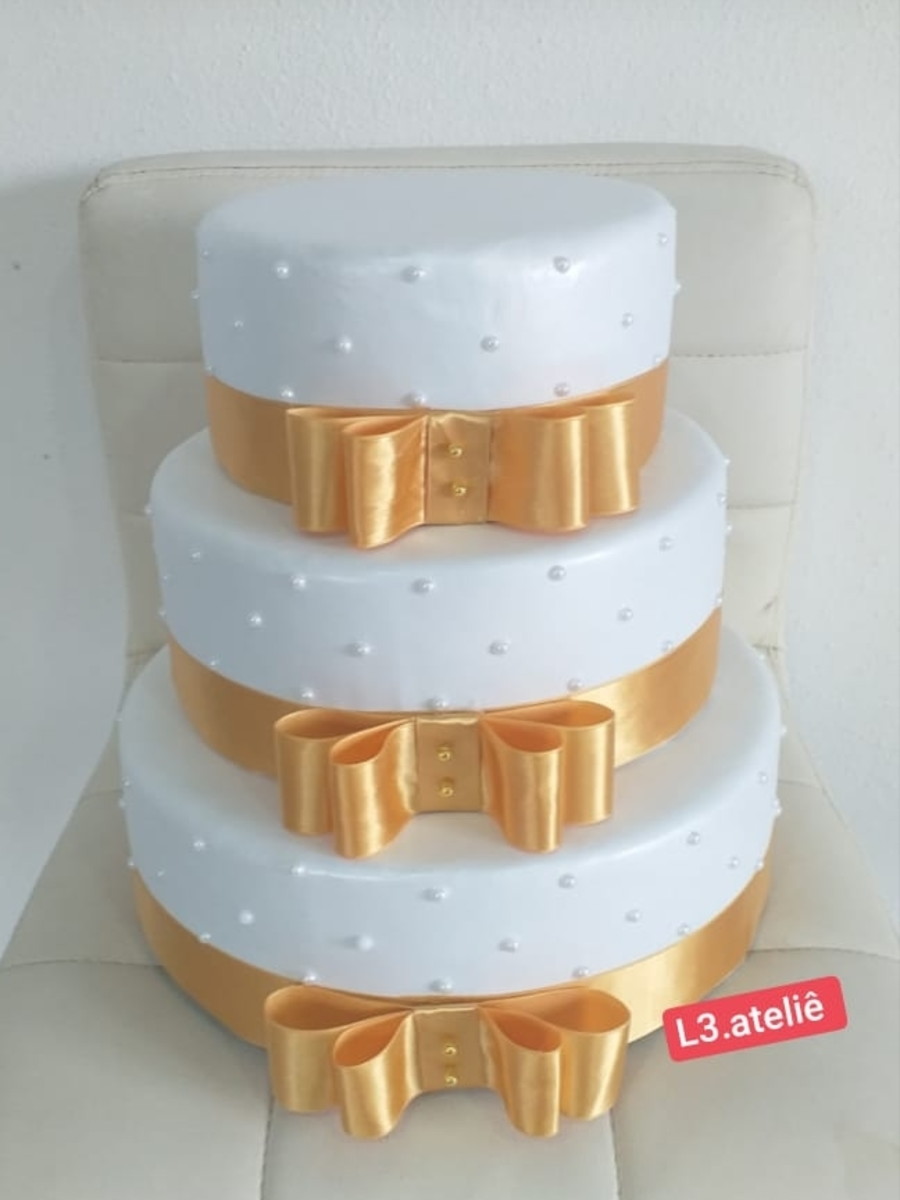 Bolo de bodas de ouro Fake