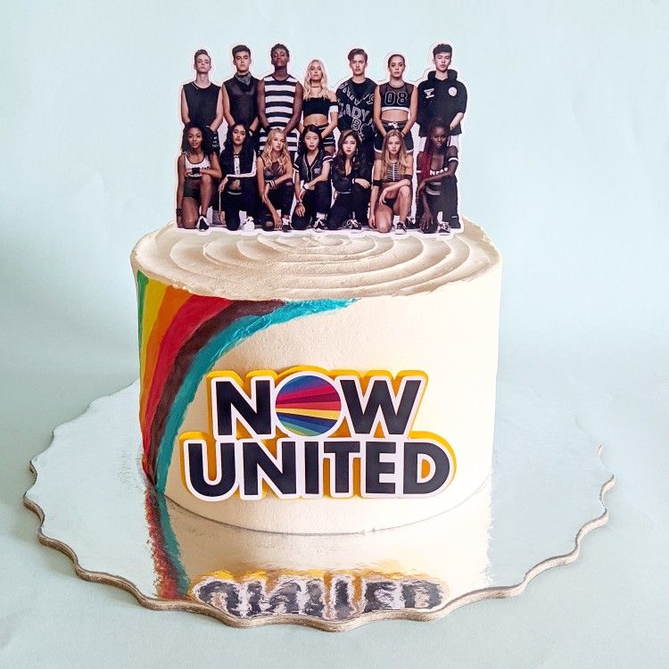 Bolo Now United Chatininho