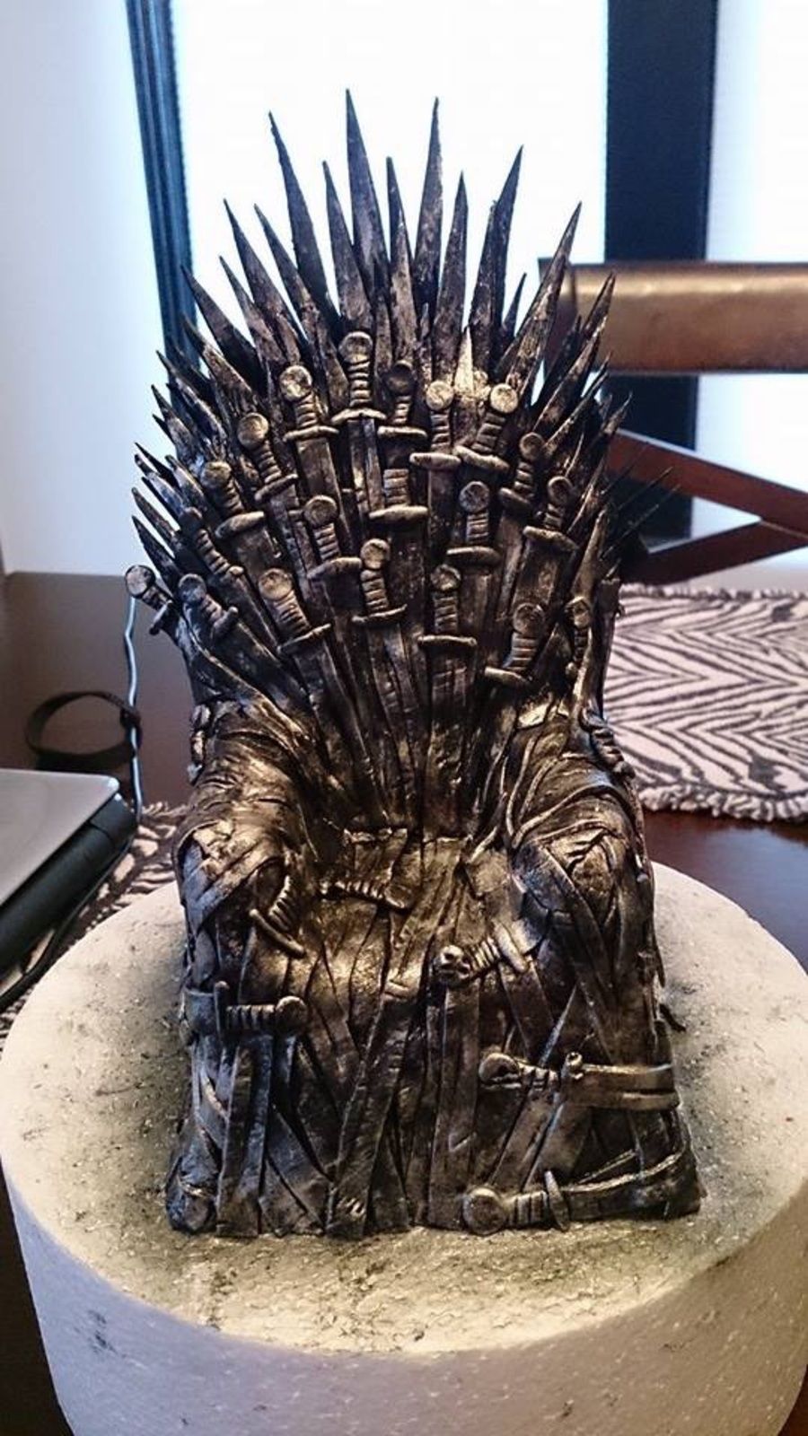 Bolo Game Of Thrones Topo para imprimirBolo Game Of Thrones <img class=