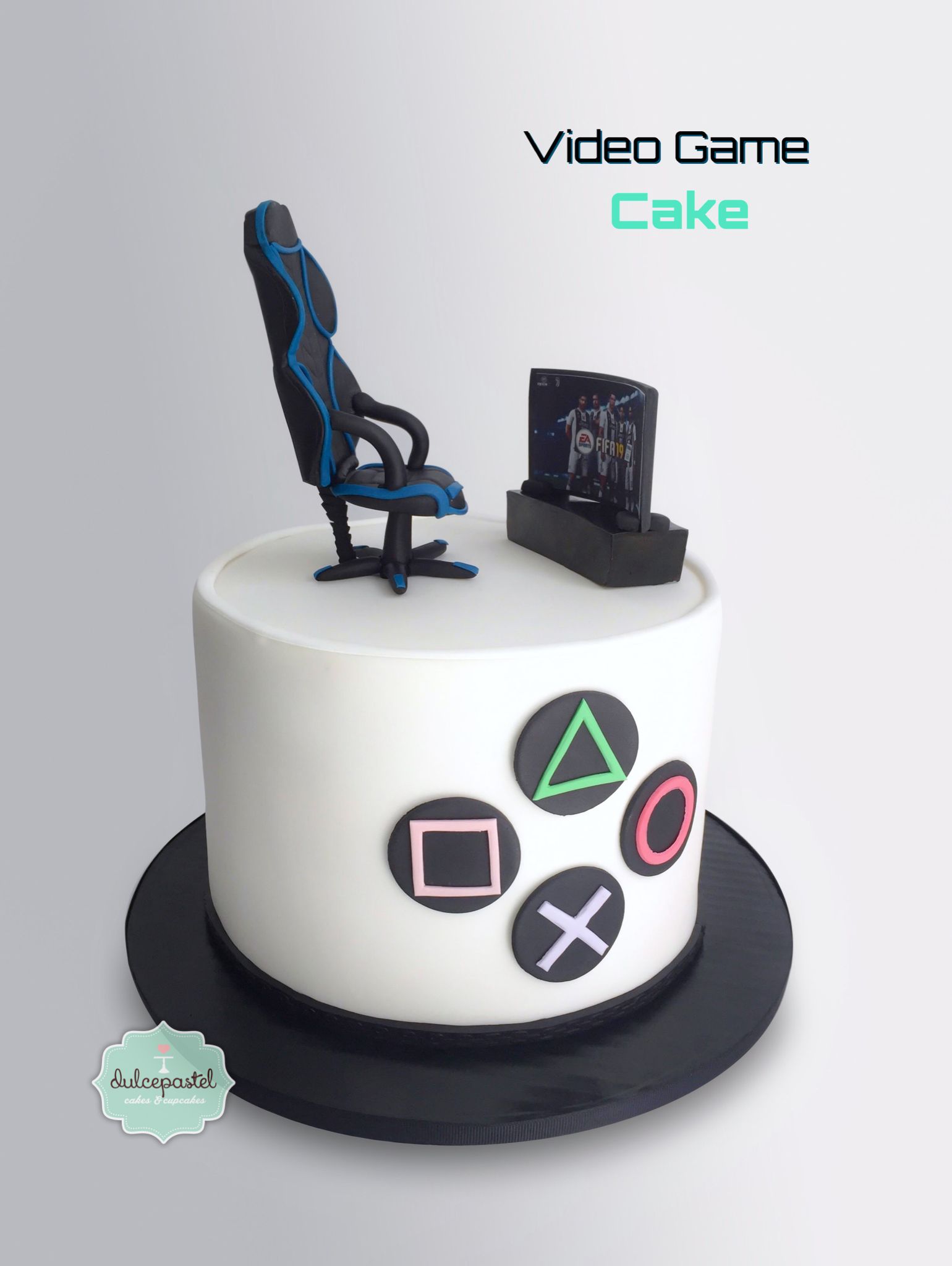 bolo #decoração #topper #jogo #videogame #festa #chantilly #confeitaria  #cake #infantil #azul