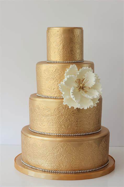 Bolo Glow Cake Dourado