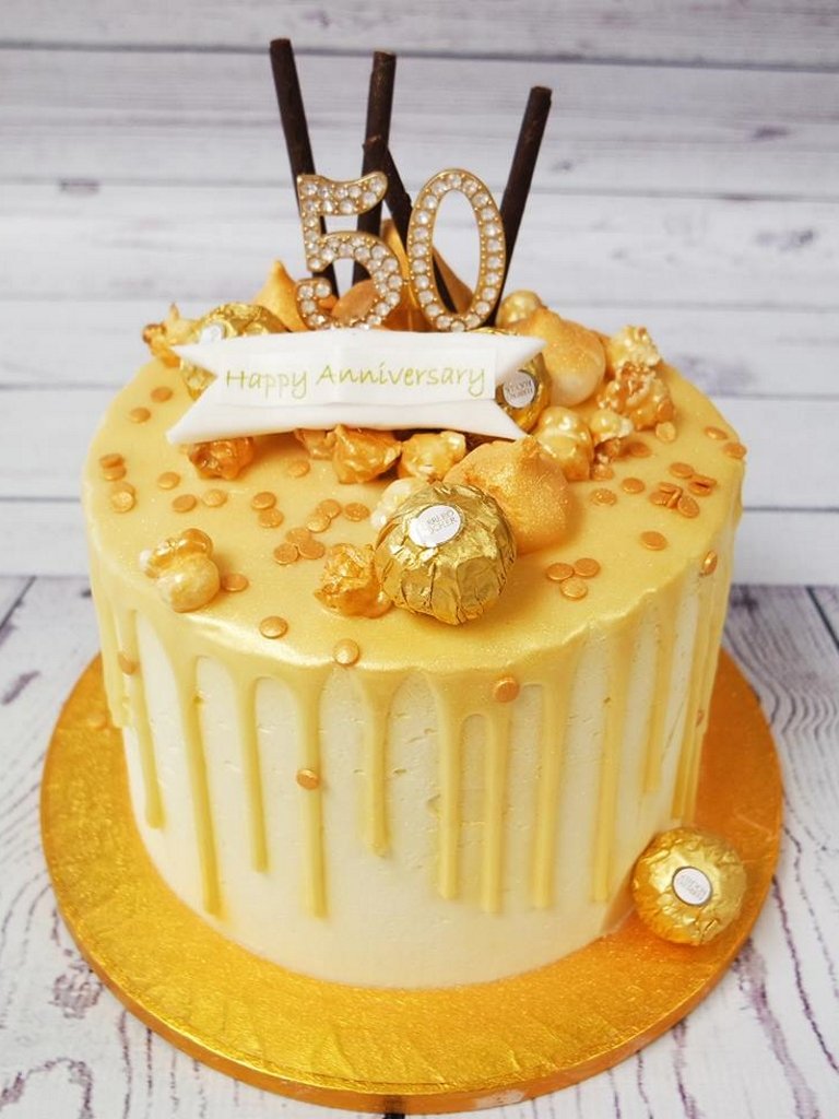 Bolo Glow Cake Dourado