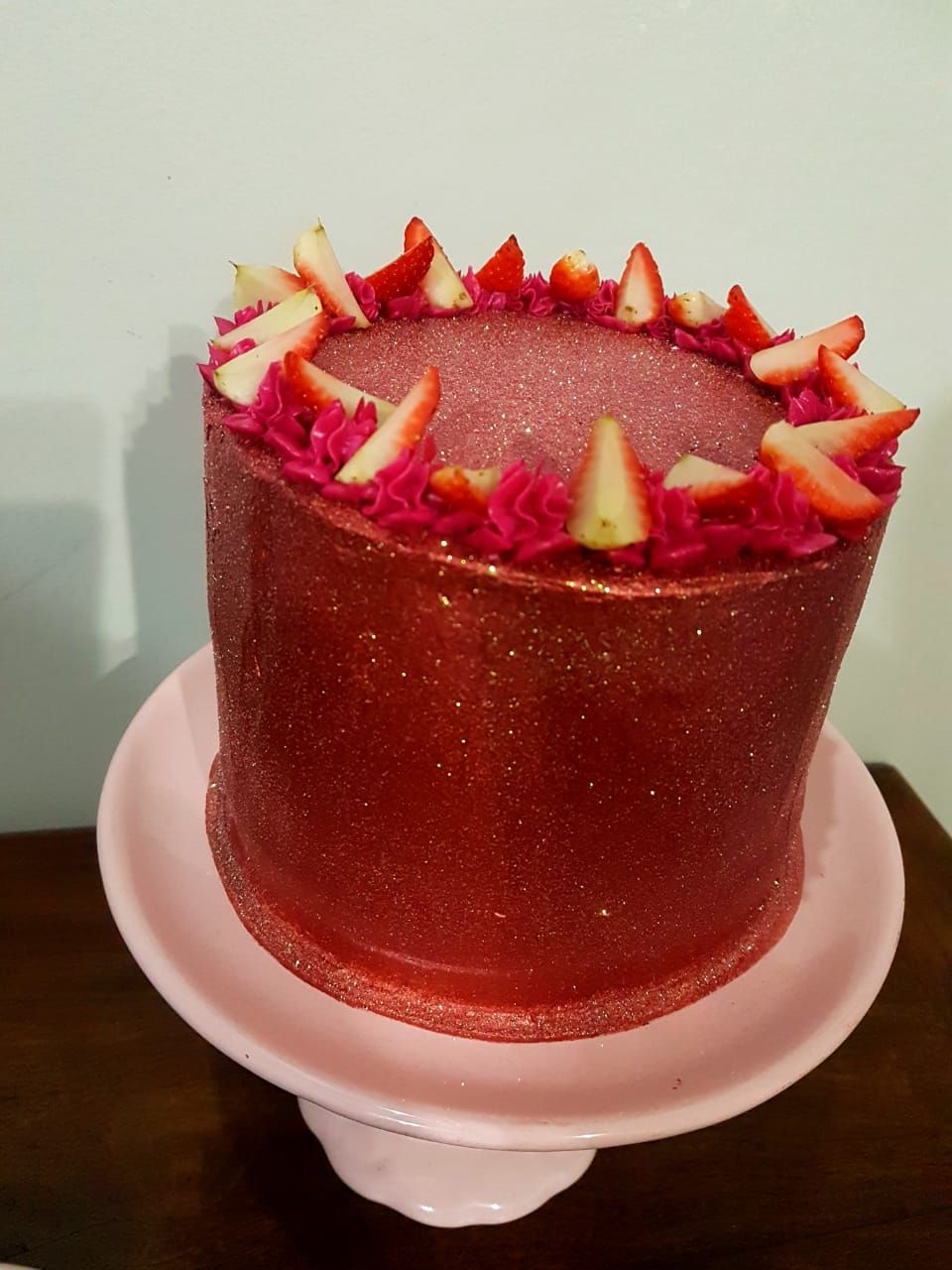 Bolo Glow Cake Vermelho