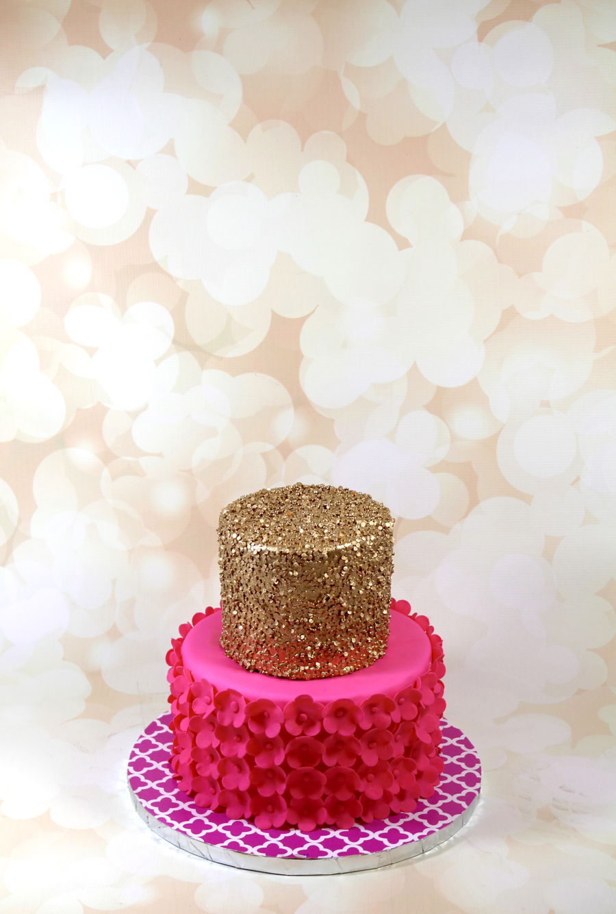 Bolo Glow Cake Rosa e Dourado