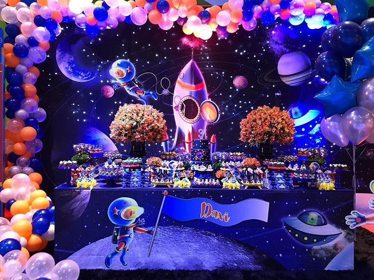 Festa astronauta Luxo